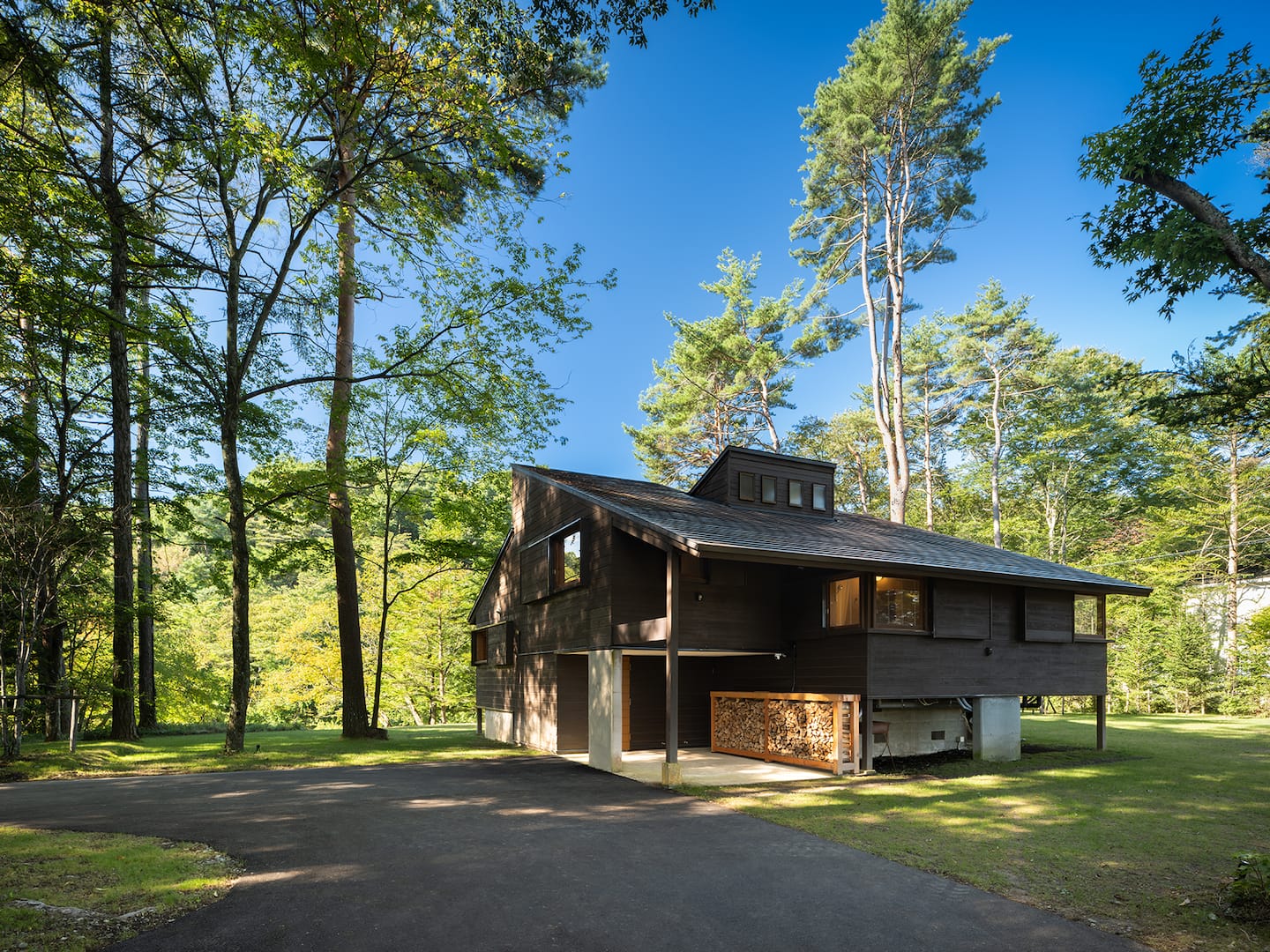 Riverside House 2