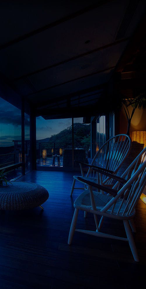 THE HOUSE on the beach 6